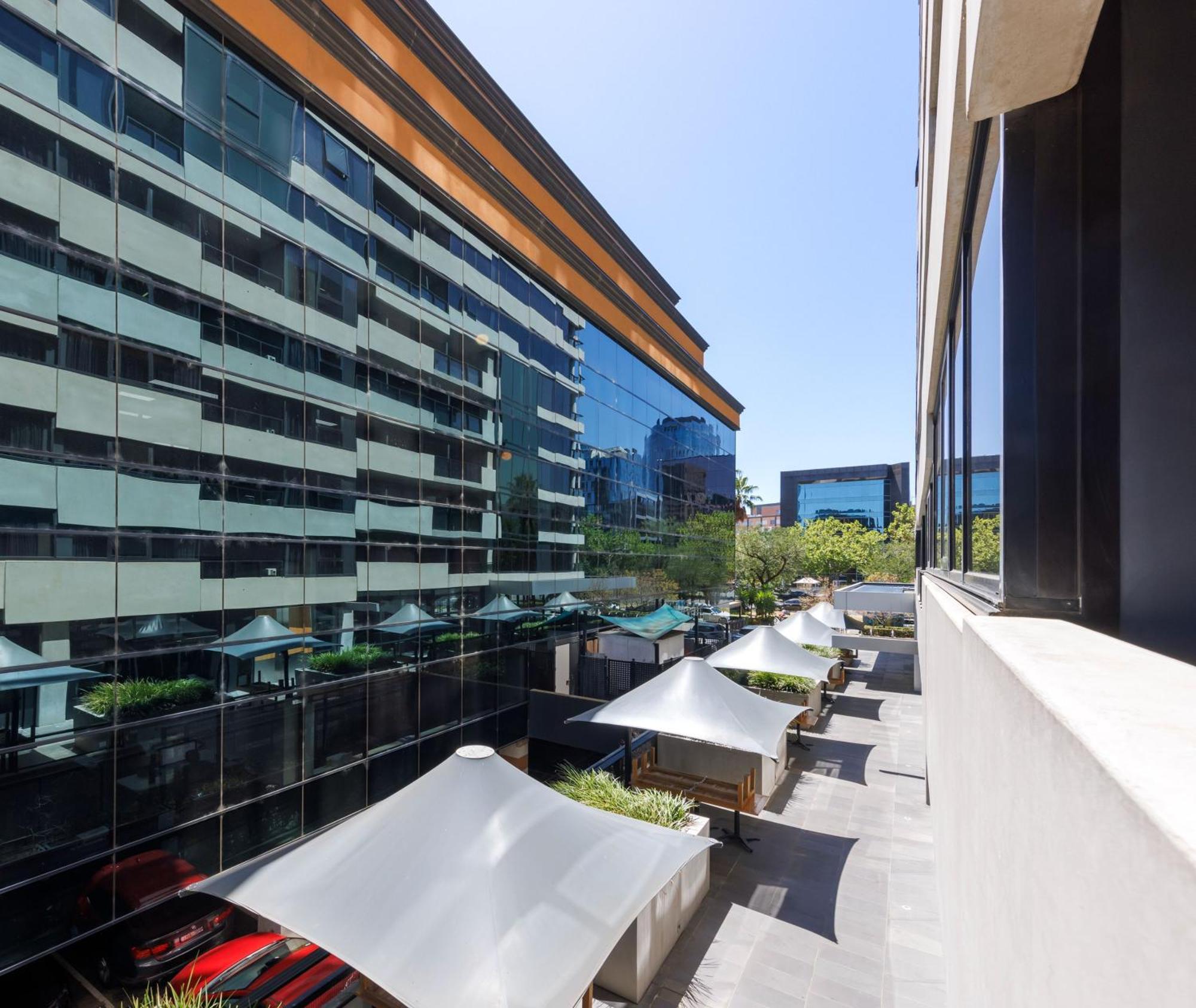 Oaks Melbourne St Kilda Road Hotel エクステリア 写真